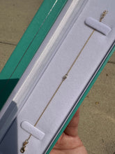 Load image into Gallery viewer, Single Bezel Bracelet