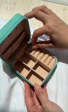 Load image into Gallery viewer, Travel Jewelry Box