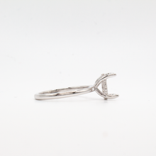 Load image into Gallery viewer, White Gold Engagement Ring Setting