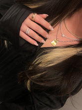 Load image into Gallery viewer, Single Cluster Necklace