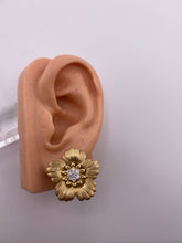 Load image into Gallery viewer, Gold Flower Earrings With a Diamond Center
