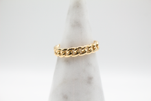 Load image into Gallery viewer, Gold Chain Ring
